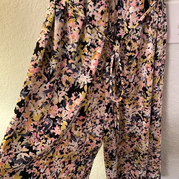 London Times Floral Blossom Print Jumpsuit Size 6 - Picture 5 of 8